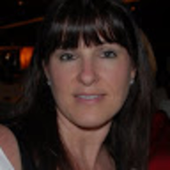 Meet your Posher, Stephanie - Picture 1 of 1